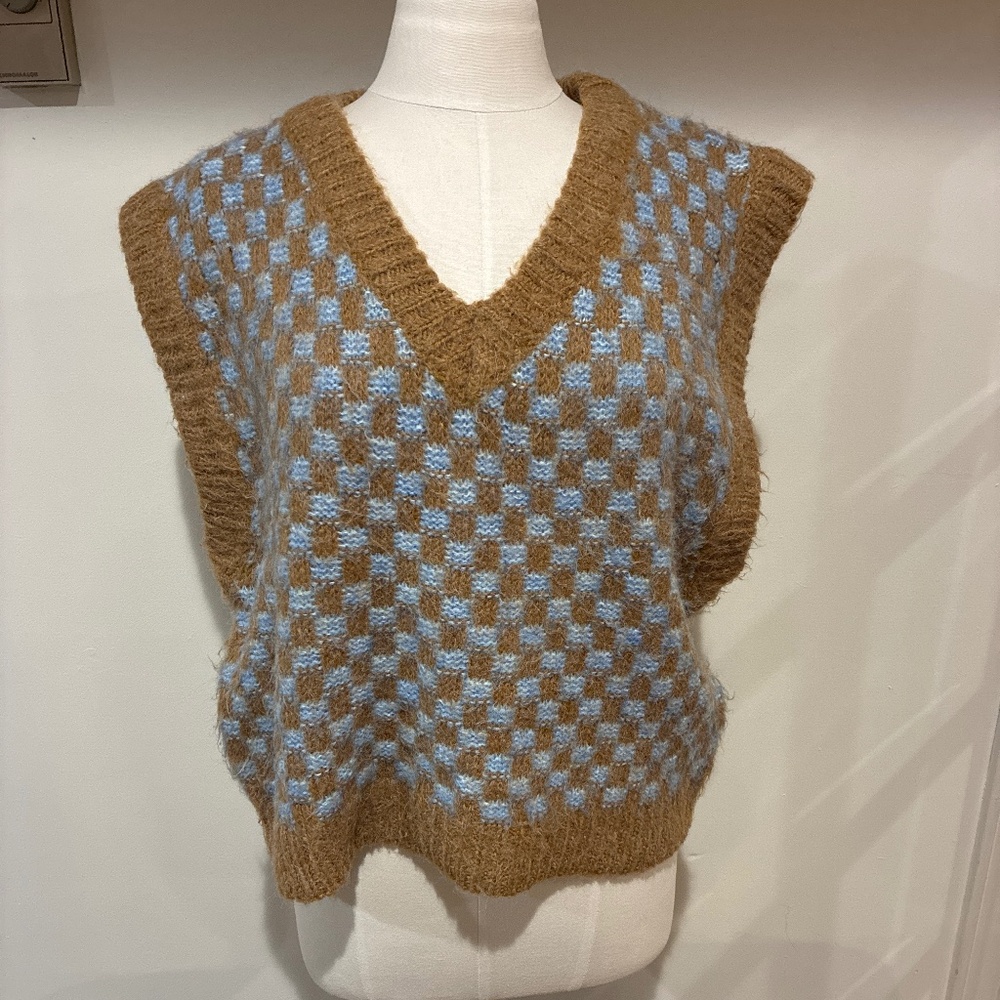 Sweater Vest Brown and Blue